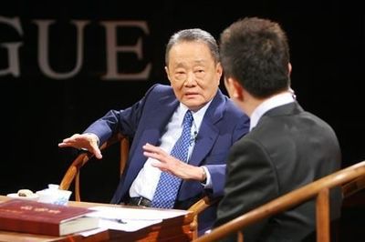 比李嘉誠大5歲還沒退休,每年在北京收租50億,是真正的世界首富